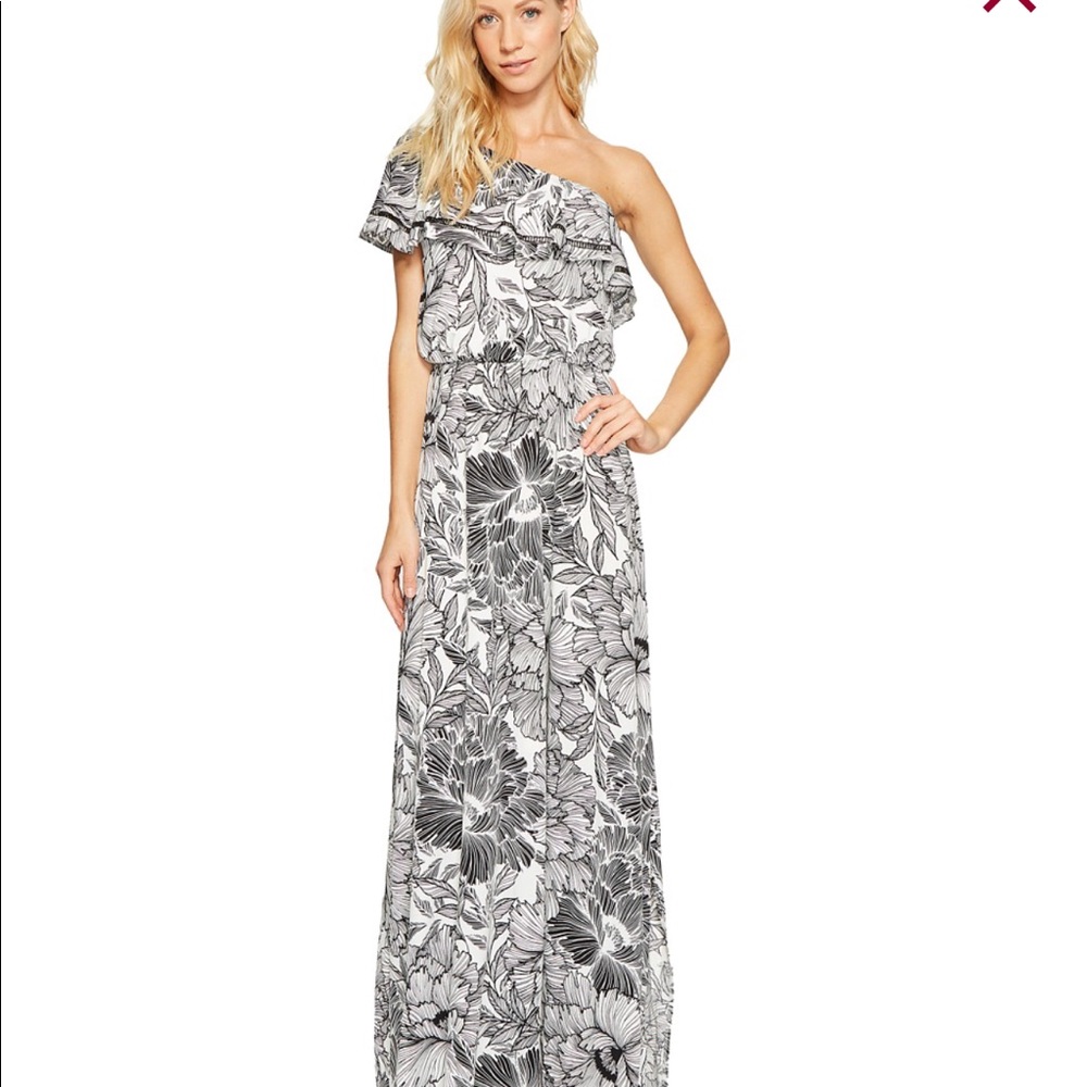 Brand new dress size 6 maggy London